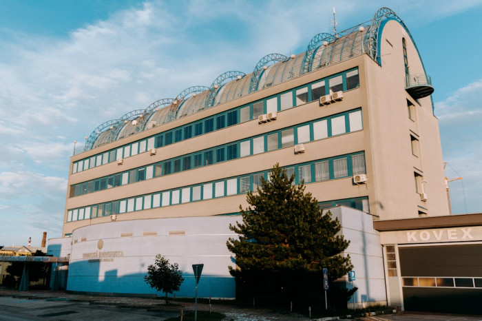 İstanbul Medeniyet Üniversitesi İngilizce Öğretmenliği Programı
